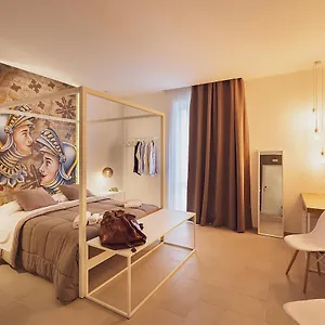 https://marlas-boutique-rooms.sicilyhotelsitaly.net