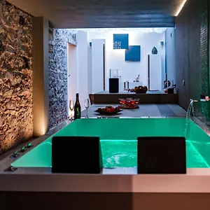 https://sekeles-suites-and-spa.sicilyhotelsitaly.net
